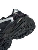 Curve Runner Lace