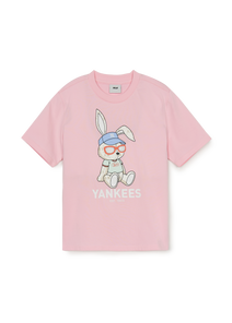 Rabbit Artwork T-shirt