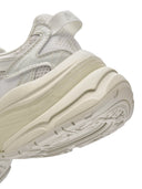 Curve Runner Monogram