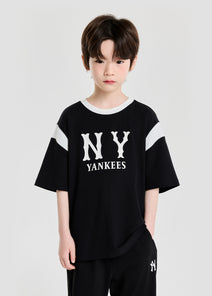 Varsity Blocking Letter Logo T-shirt