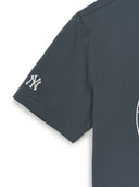 Mono-bear Artwork T-shirt