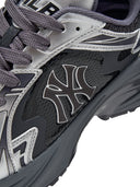 Curve Runner Enamel