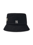 Varsity Boucle Cursive Bucket Hat