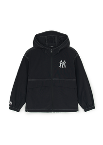 Basic Street Windbreaker