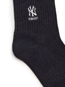 SMALL LOGO EMBROIDERY SOCKS
