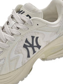 Curve Runner Monogram