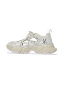 Pastry Runner Mask