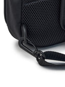 BASIC MESH SLINGBAG