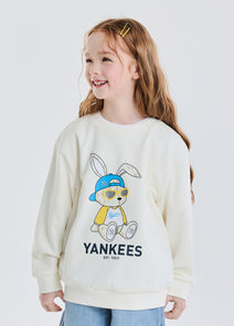 Rabbit Artwork Sweatshirt