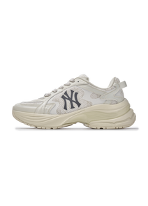 Curve Runner Monogram