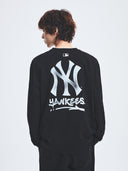 Basic Mega Logo Loose Fit Long Sleeve T-shirt